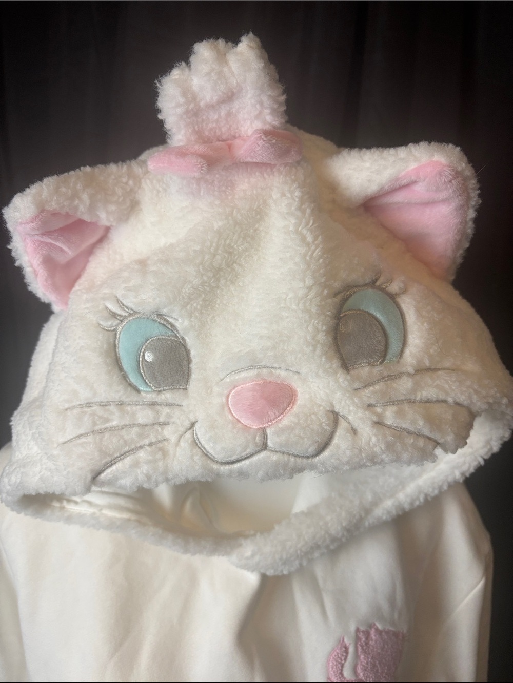 White Plush Cat Hoodie with Pink Accents - Picture 2 of 10